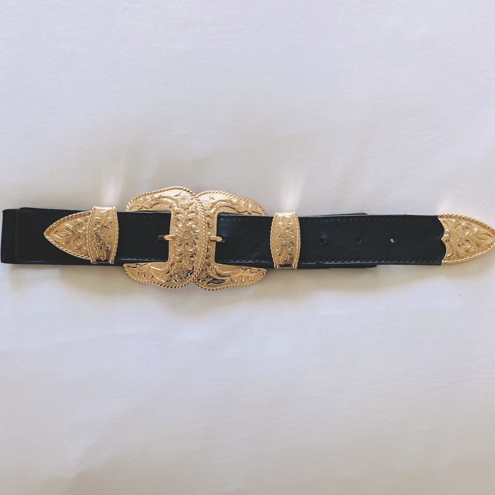Fashion Nova Gold/ Black Belt- Size: OS